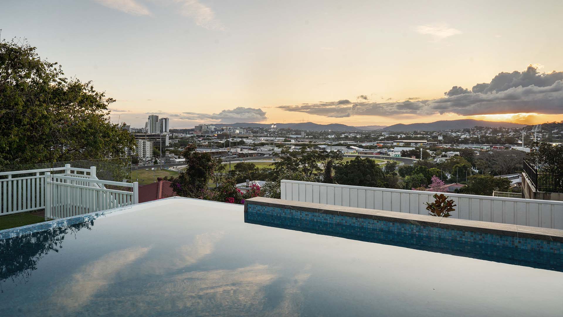 Zenith Infinity Pool